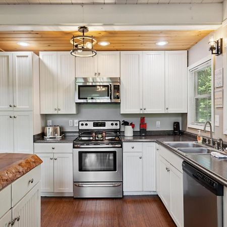 Southern Oak At Chalet Village - 5 Minutes From Gatlinburg And National Park Экстерьер фото